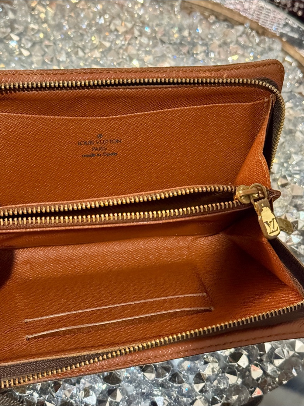 Louis Vuitton Monogram Zip Around Wallet in Brown and Gold - Picture 6 of 12
